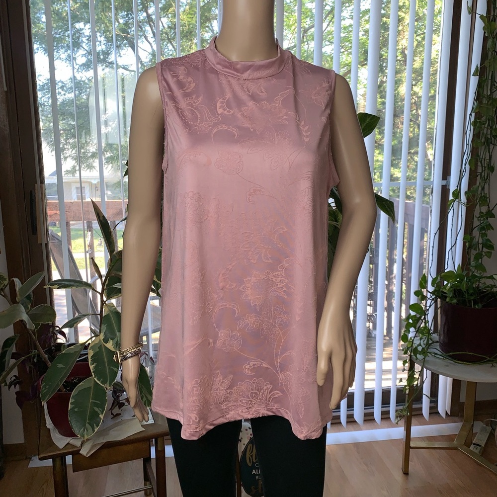 💜Sienna Grace Sleeveless Blush Pink Top💜